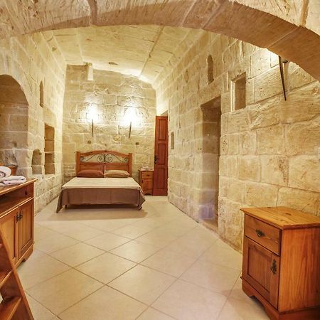 Il-Palma Holiday Farmhouse With Sunny Private Pool In Island Of Gozo Għarb Екстериор снимка