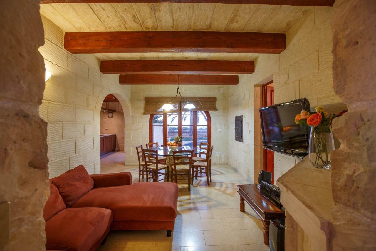 Il-Palma Holiday Farmhouse With Sunny Private Pool In Island Of Gozo Għarb Екстериор снимка